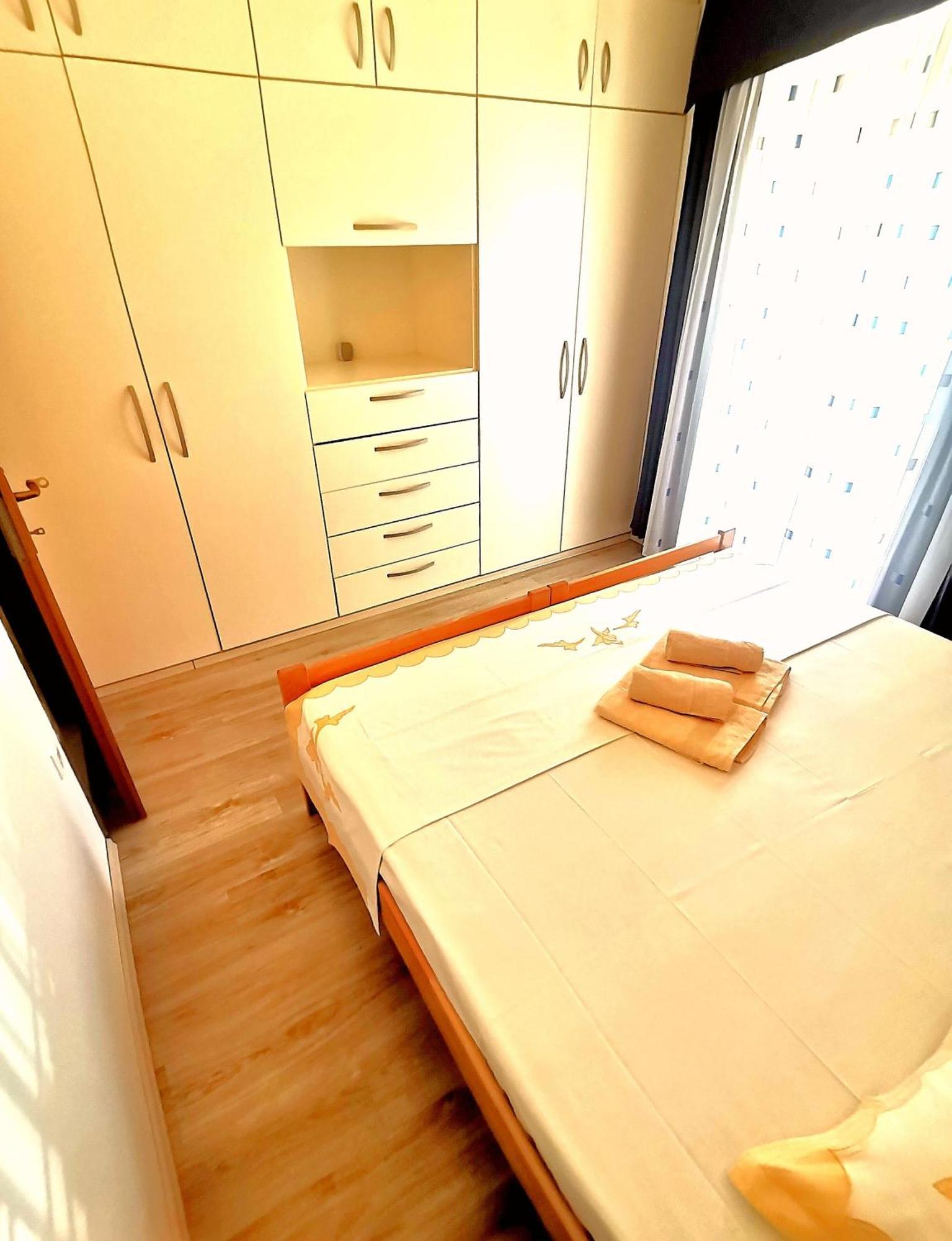 Apartments Green & Orange Hvar Town Exterior photo