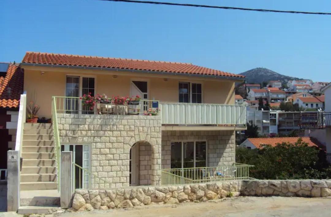 Apartments Green & Orange Hvar Town Exterior photo